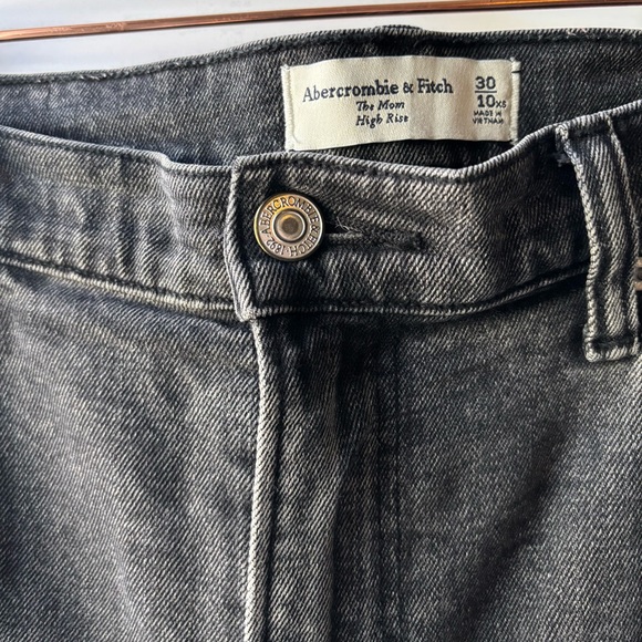 A&F High Rise Mom Jean - Picture 8 of 10